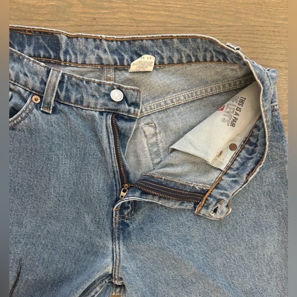 Vintage Levi's 519 Low Flare Light Wash 70's Style Jeans Size 11 juniors/L - Picture 5 of 6